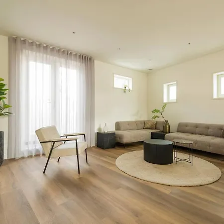 New Oirschot-eindhoven Crown Oirschot