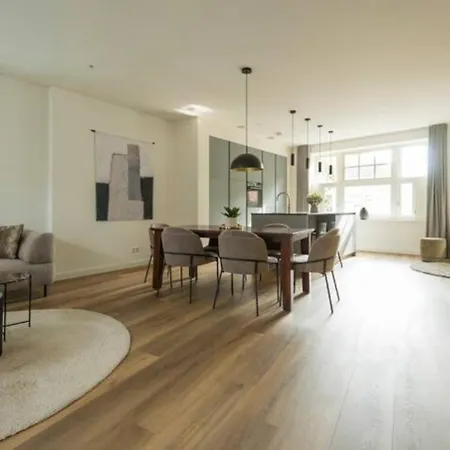 New Oirschot-eindhoven Crown *