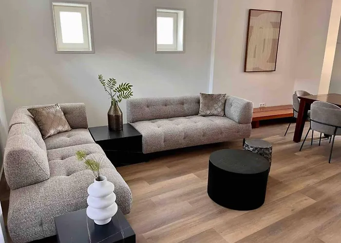 New Oirschot-eindhoven Crown *