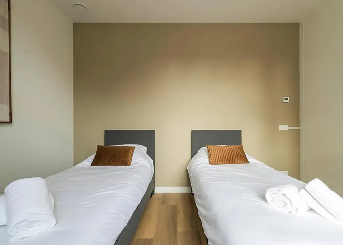 New Oirschot-eindhoven Crown Oirschot