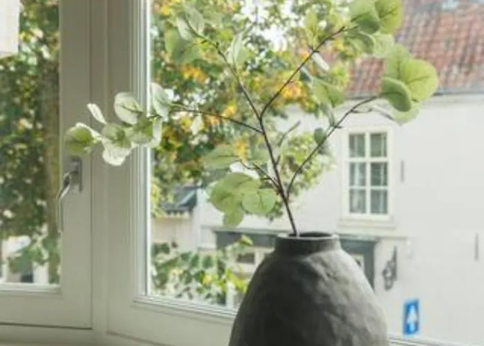 New Oirschot-eindhoven Crown Oirschot