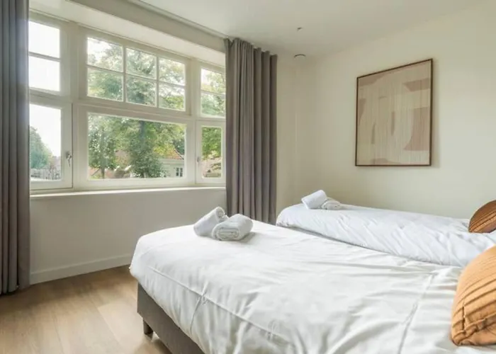 New Oirschot-eindhoven Crown *