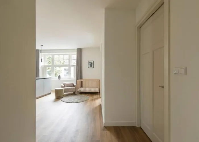 New Oirschot-eindhoven Crown Oirschot