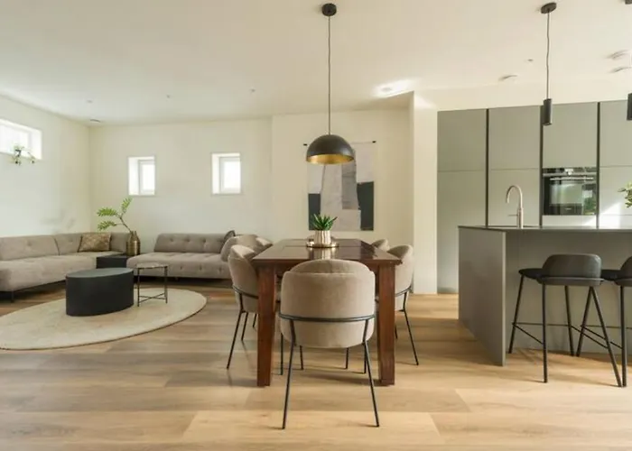 New Oirschot-eindhoven Crown * Oirschot