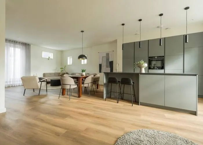 New Oirschot-eindhoven Crown Oirschot