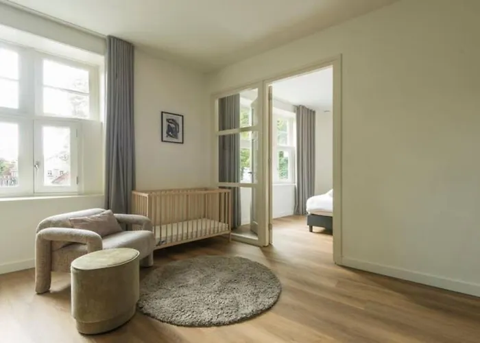 New Oirschot-eindhoven Crown Oirschot